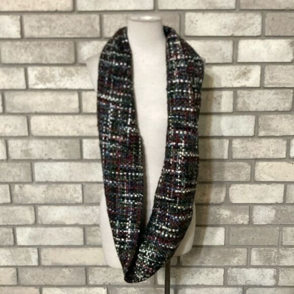 3for$20 Nice Handmade Scarf - Picture 1 of 4